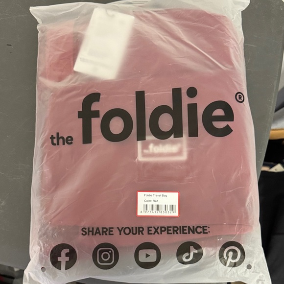 The Foldie Handbags - Foldie Red Travel Bag